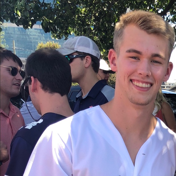 Meet your Posher, Tucker - Picture 1 of 1